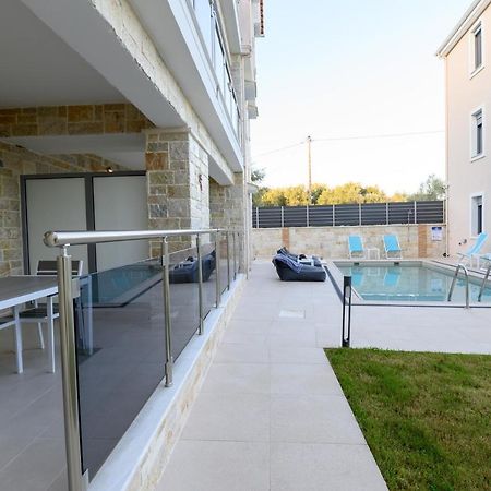 Momento luxury apartments Nikiana Extérieur photo
