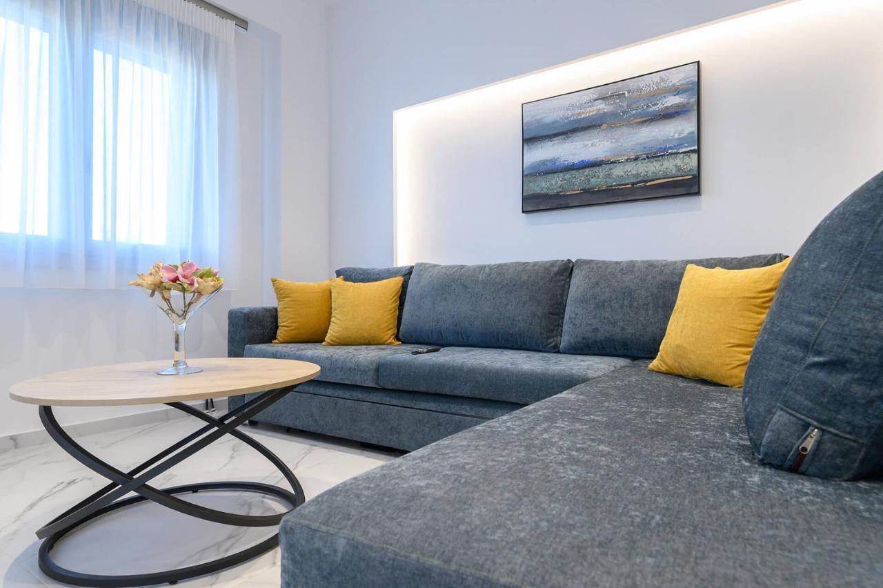 Momento luxury apartments Nikiana Extérieur photo