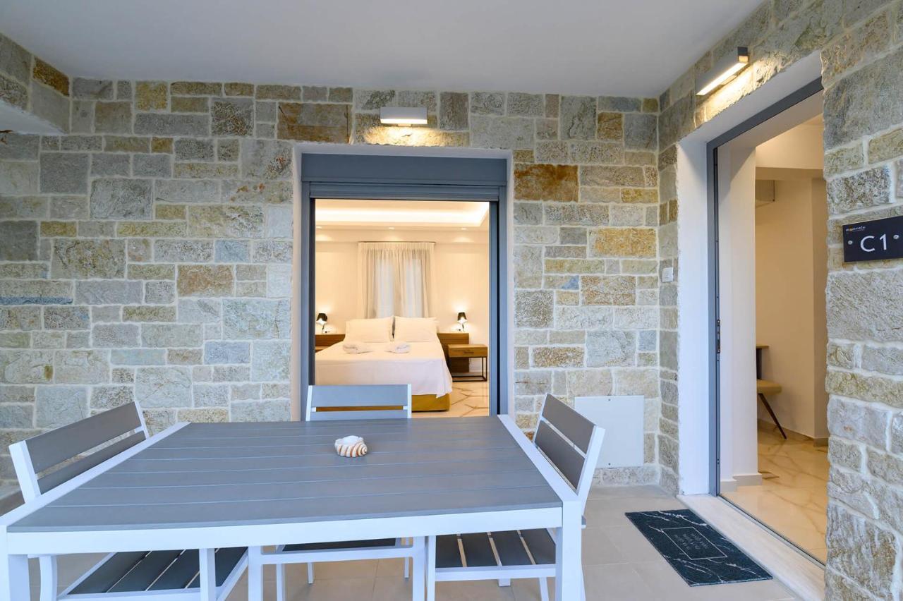 Momento luxury apartments Nikiana Extérieur photo